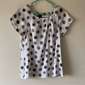 White blouse w tan polka dots
